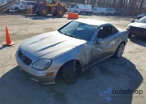 2003 Mercedes-Benz Slk 320 z USA, uszkodzony, nr VIN WDBKK65F73F285928